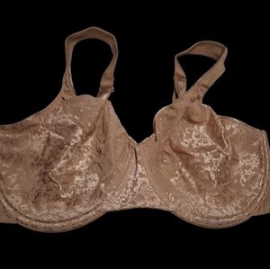 Vanity Fair Floral Lace Bra in Tan